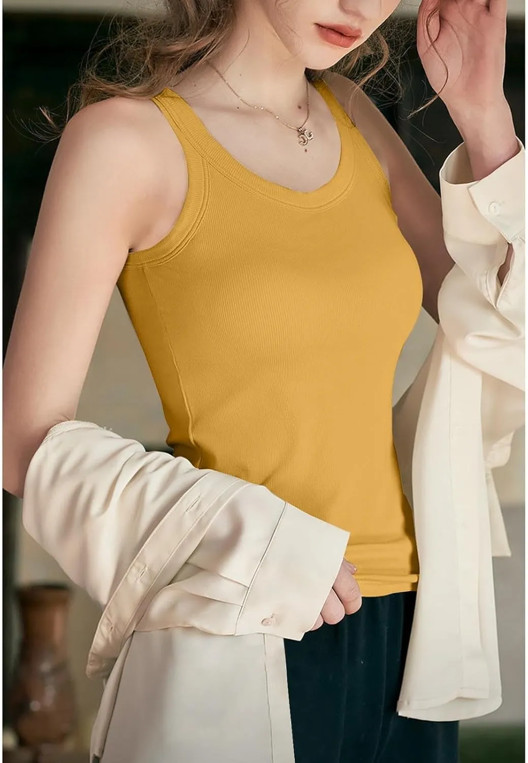 Trendy 2025 Camisoles Top Women’s Sleeveless Shirt Quick-Dry Lightweight Tank Top Going Out Y2K Blouses